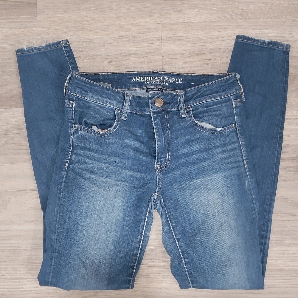 American Eagle Skinny jeans size 8 long